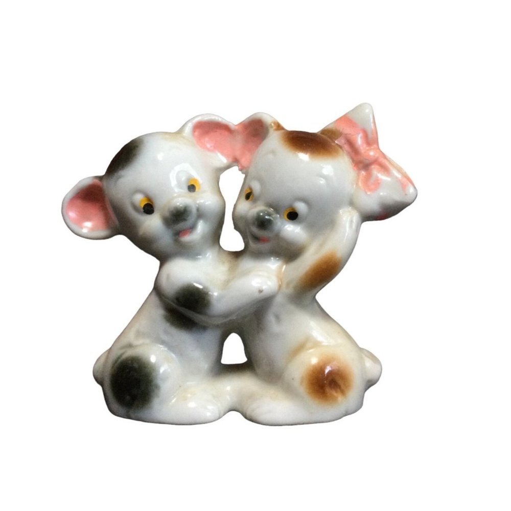 Vintage Vantellingen Hugging Pat Pending Bears Figurines Whatnot Decor